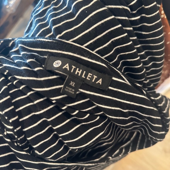 Striped Black and White Sleeveless Dress - Picture 5 of 6